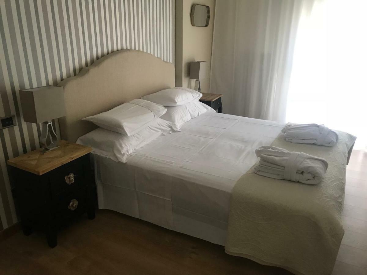 Appartamento 70'S Luxury Cavour Bari Esterno foto
